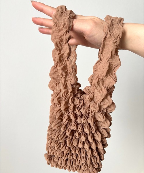 Alite cloth（アリーテクロス）の「コンパクト伸縮カラーエコバッグ（エコバッグ/サブバッグ・レディース・モカ/イエロー/コーラル/グリーン/ピンク/グレー/ブラック・F）」の3枚目の写真