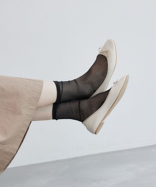 ROPE' PICNIC（ロペピクニック）の「シアーラメソックス（ソックス/靴下・レディース・シルバー/ブラック/ピンク系その他/ホワイト系その他・FREE）」の3枚目の写真