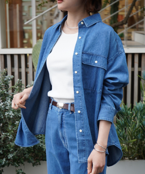 qualite scape(カリテ スケープ)の「ミドルオンスデニムシャツ/オフィスカジュアル/秋服(シャツ/ブラウス・レディース・ブルー/スミクロ・フリー)」の4枚目の写真