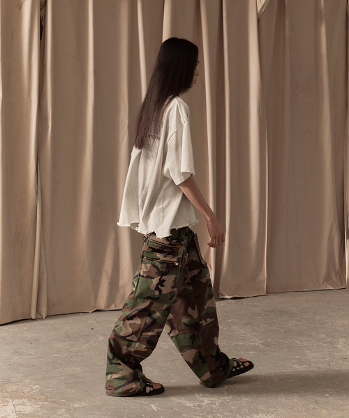 LIBERE(リベーレ)の「LIBERE リベーレ / ATTENTION T-SHIRT アテンショングラフィックダメージTシャツ / 251203-251204(Tシャツ/カットソー・メンズ・ブラック/ホワイト・LARGE/MEDIUM/SMALL)」の19枚目の写真