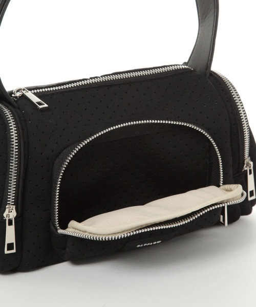 BAYFLOW（ベイフロー）の「[ペットボトルが入るサイズ感]パンチングマルチポケショルダーバッグ（ショルダーバッグ・レディース・グレー/ブルー/ブラック・FREE）」の12枚目の写真