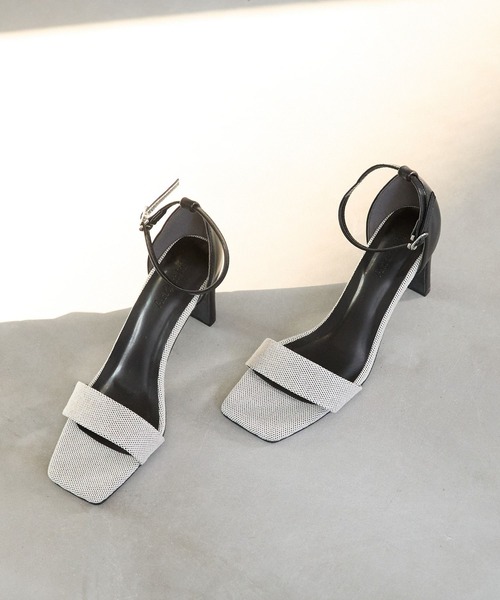 Andemiu（アンデミュウ）の「セパレートヒールサンダル323763（サンダル・レディース・ブラック×グレー/ブラック/アイボリー・LARGE/MEDIUM）」の5枚目の写真