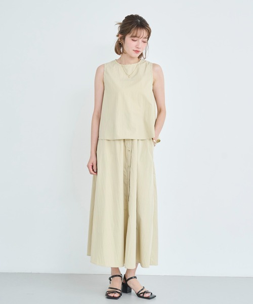 attiree（アティレー）の「ノースリーブブラウス＆スカートSET（ワンピース・レディース・ライトグレー/ブラック/グレー/ベージュ・MEDIUM）」の4枚目の写真
