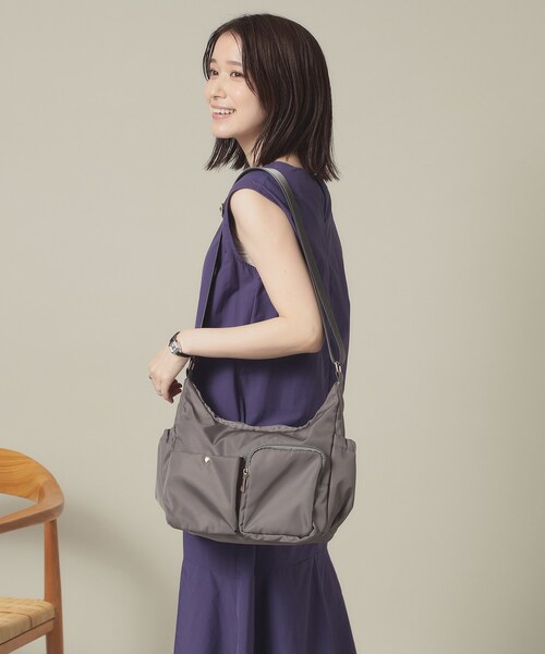 ITS'DEMO（イッツデモ）の「◆【旅行に】ツイル8ポケットショルダー（ショルダーバッグ・レディース・ブラック/グリーン系/ダークグレー・00）」の14枚目の写真