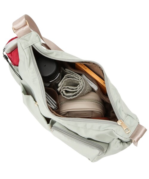 ITS'DEMO（イッツデモ）の「◆【旅行に】ツイル8ポケットショルダー（ショルダーバッグ・レディース・ブラック/グリーン系/ダークグレー・00）」の5枚目の写真