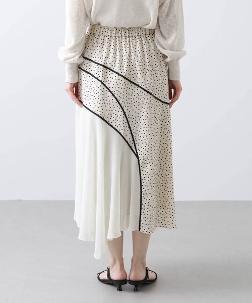 MARECHAL TERRE（マルシャルテル）の「Ｄｏｔウェーブラインスカート（スカート・レディース・ドット・FREE）」の11枚目の写真