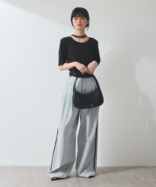 ADAM ET ROPE'（アダムエロペ）の「【WEB限定】ブークレリブリボンTシャツ（Tシャツ/カットソー・レディース・ホワイト/ダークブラウン/ブラック/オフホワイト・FREE）」の7枚目の写真