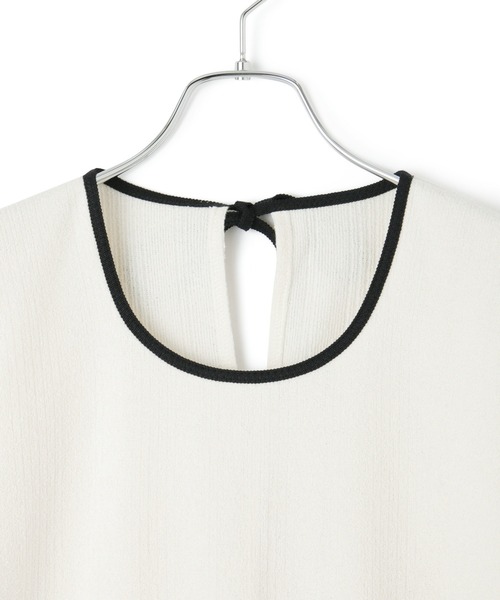 ADAM ET ROPE'（アダムエロペ）の「【WEB限定】ブークレリブリボンTシャツ（Tシャツ/カットソー・レディース・ホワイト/ダークブラウン/ブラック/オフホワイト・FREE）」の20枚目の写真