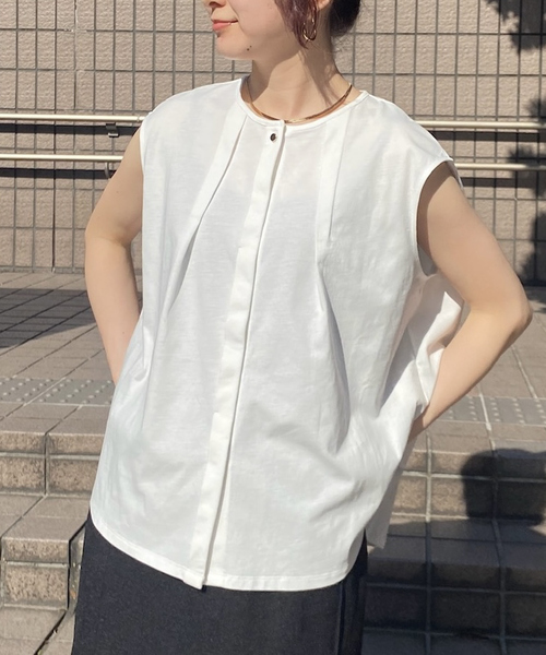 Rouge vif（ルージュヴィフ）の「タック入りノースリーブカットソーブラウス（Tシャツ/カットソー・レディース・ホワイト/ベージュ/ブラック・フリー）」の2枚目の写真