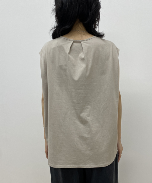 Rouge vif（ルージュヴィフ）の「タック入りノースリーブカットソーブラウス（Tシャツ/カットソー・レディース・ホワイト/ベージュ/ブラック・フリー）」の9枚目の写真