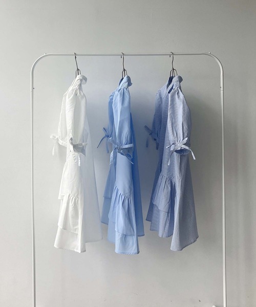 AS KNOW AS plus（アズノゥアズプラス）の「●デザインフリル ティアード5分袖チュニックワンピース（チュニック・レディース・ブルー系その他/サックスブルー/オフホワイト・FREE）」の5枚目の写真