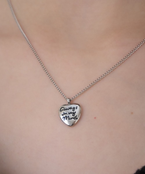 Birthday room(バースデイルーム)の「レタリングハートネックレス/lettering heart necklace(ネックレス・レディース・シルバー・FREE)」の2枚目の写真