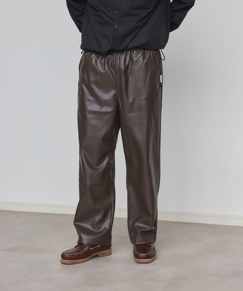MAISON CLUB（メゾンクラブ）の「【MAISON CLUB】Super Soft PU Leather Track Pants / スーパーソフトPUレザートラックパンツ（その他パンツ・メンズ・ブラック/グレー/ブラウン・M/L）」の15枚目の写真