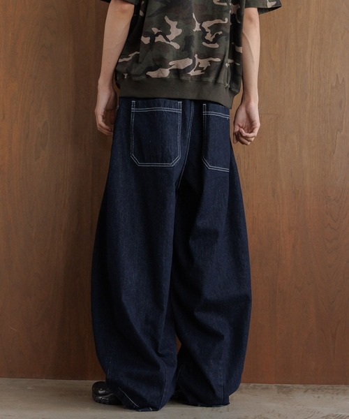 セール】《UNISEX》カーブデニム（デニムパンツ）｜PBLIM