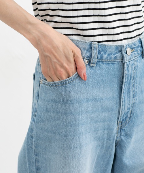 Honeys（ハニーズ）の「デニムワイドパンツ（股下６８ｃｍ）（デニムパンツ・レディース・ライトブルー/ライトインディゴブルー・L/LL/M/S/SS）」の10枚目の写真