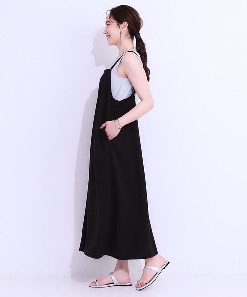 SHOO・LA・RUE（シューラルー）の「女性らしさ溢れる　フレアキャミワンピース（ワンピース・レディース・チャコールグレー/ブラック/ブラウン系・01/02/03/04）」の22枚目の写真