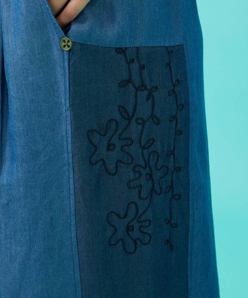 Jocomomola（ホコモモラ）の「Flor pintada テンセルデニムワイドパンツ（その他パンツ・レディース・ネイビー/ダークインディゴブルー・42/40）」の18枚目の写真