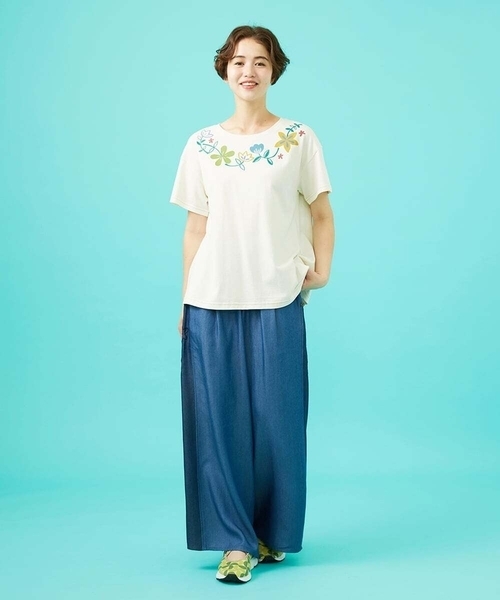 Jocomomola（ホコモモラ）の「Flor pintada テンセルデニムワイドパンツ（その他パンツ・レディース・ネイビー/ダークインディゴブルー・42/40）」の12枚目の写真