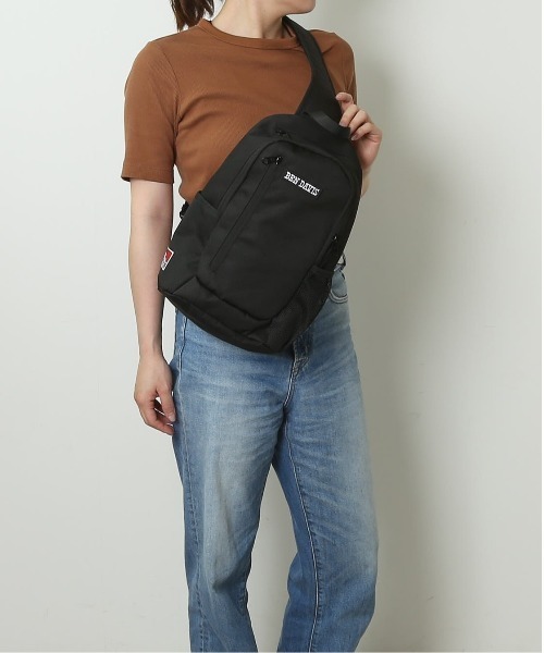 BEN DAVIS（ベンデイビス）の「BEN DAVIS ベンデイビス ONE SHOULDER BAG（ボディバッグ/ウエストポーチ・メンズ・ブラック×グリーン/ブラック×レッド・FREE）」の6枚目の写真