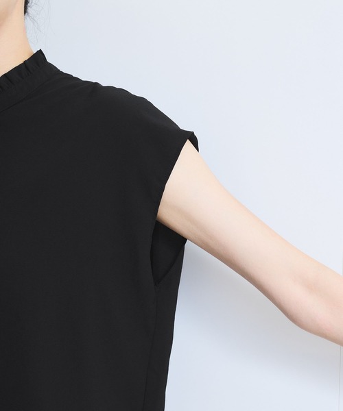 VIS(ビス)の「【接触冷感】エステルローンソフトタッチピンタックブラウス/通勤対応【WEB限定】(シャツ/ブラウス・レディース・ブラック/サックスブルー/ホワイト・FREE)」の10枚目の写真