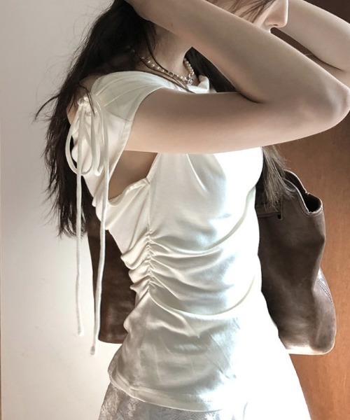 FREE STYLISTS(フリー スタイリスト)の「YUGA_YGMC Ribbon off-shoulder top(その他トップス・レディース・ベージュ/ブラック/ホワイト/グレー・FREE)」の12枚目の写真