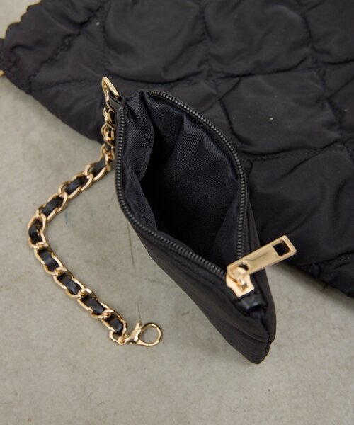 GALLARDAGALANTE(ガリャルダガランテ)の「【2.718】キルティングチェーンバッグ(トートバッグ・レディース・ブラック/ブラウン・FREE)」の16枚目の写真