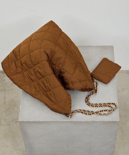 GALLARDAGALANTE(ガリャルダガランテ)の「【2.718】キルティングチェーンバッグ(トートバッグ・レディース・ブラック/ブラウン・FREE)」の18枚目の写真