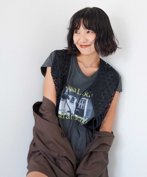 BAYFLOW(ベイフロー)の「フェードシルケットフォトT(Tシャツ/カットソー・レディース・オフホワイト/ピンク/チャコール・FREE)」の2枚目の写真