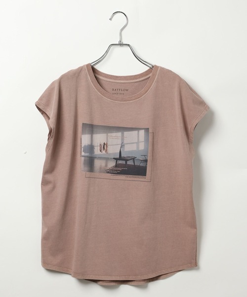 BAYFLOW(ベイフロー)の「フェードシルケットフォトT(Tシャツ/カットソー・レディース・オフホワイト/ピンク/チャコール・FREE)」の8枚目の写真
