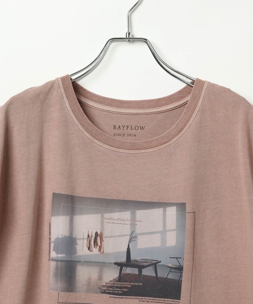 BAYFLOW(ベイフロー)の「フェードシルケットフォトT(Tシャツ/カットソー・レディース・オフホワイト/ピンク/チャコール・FREE)」の10枚目の写真