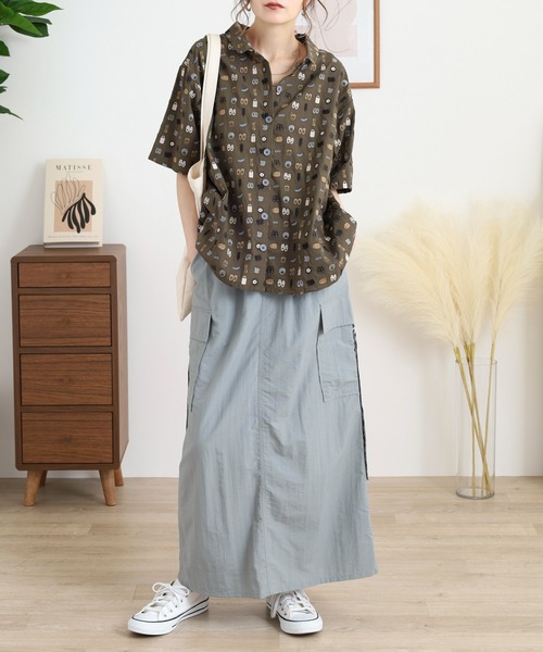 Emago(イマゴ)の「EMAGO お出かけ総柄刺繍シャツ(シャツ/ブラウス・レディース・グレー/ブラック/カーキ・FREE)」の11枚目の写真