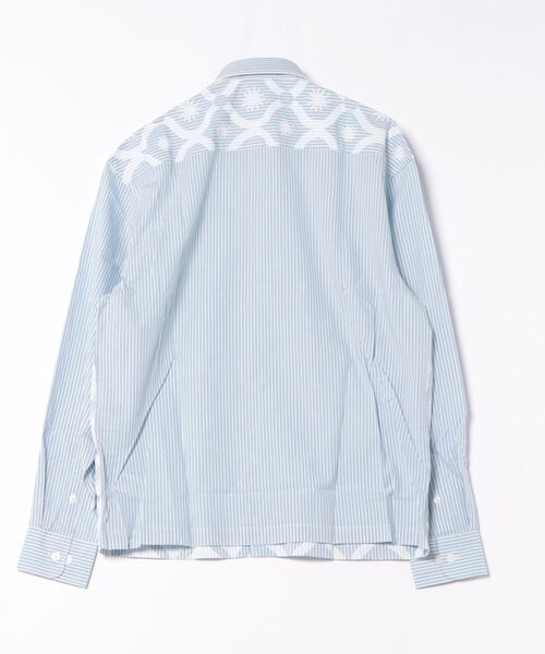 Desigual（デシグアル）の「ストライプ柄の長袖シャツ（シャツ/ブラウス・メンズ・ブルー・S/M/XL/L）」の2枚目の写真