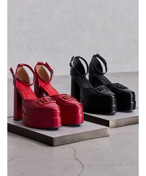 GYDA（ジェイダ）の「GGアンクルストラップチャンキーヒールパンプス（パンプス・レディース・ブラック/レッド・SMALL/MEDIUM/LARGE）」の3枚目の写真