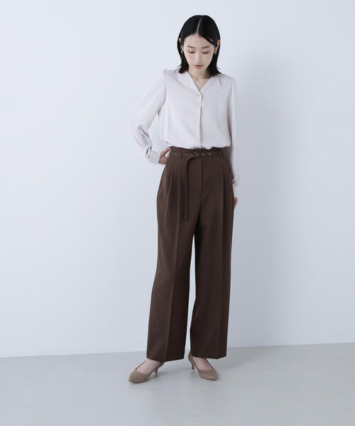 NATURAL BEAUTY BASIC（ナチュラルビューティーベーシック）の「◇スキッパーメタルポイントブラウス（シャツ/ブラウス・レディース・イエロー/ベージュ/ダークブルー・MEDIUM/SMALL）」の7枚目の写真