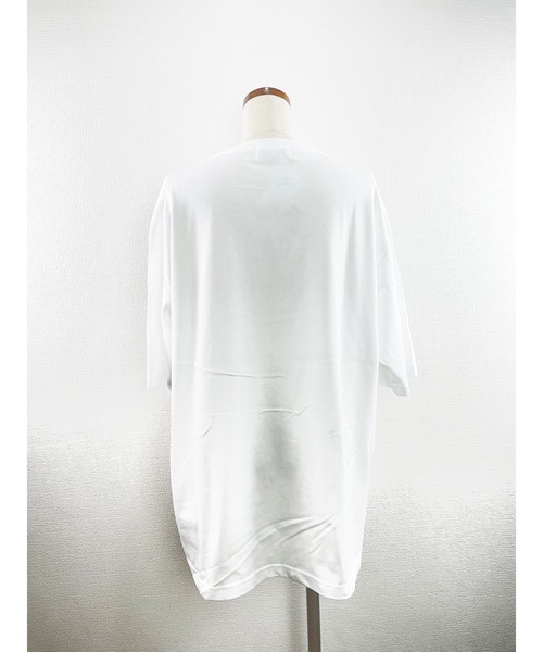 WORLD WIDE LOVE!（ワールドワイドラブ）の「N.O.N BIG TEE（Tシャツ/カットソー・レディース・オフホワイト/サックスブルー/ブラック・1）」の5枚目の写真