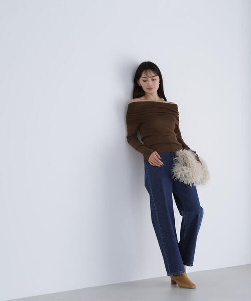 NATURAL BEAUTY BASIC(ナチュラルビューティーベーシック)の「◇オフショルコンパクトニット(ニット/セーター・レディース・ブラック/オフホワイト/ブラウン・FREE)」の15枚目の写真
