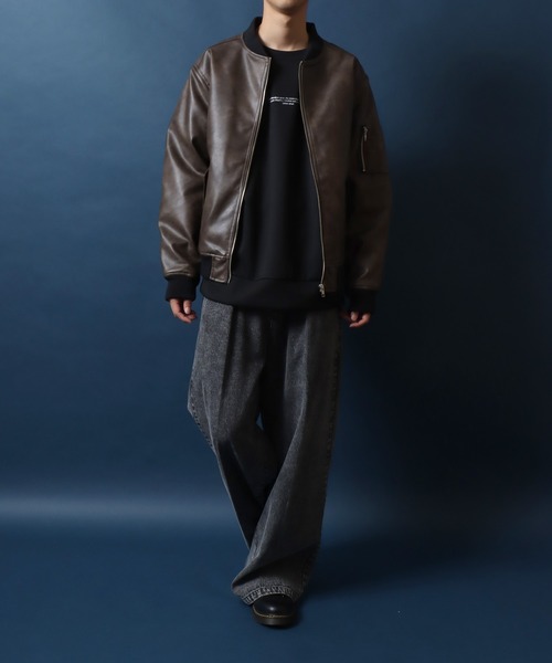 ANPAS（アンパス）の「Quilting Padded Synthetic Leather MA-1/キルト中綿 フェイクレザー MA-1 ボマージャケット ブルゾン メンズ レディース アウター（MA-1・メンズ・ブラック/ブラウン系その他/ブラック系その他・M/L/LL）」の4枚目の写真