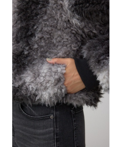 AZUL by moussy（アズールバイマウジー）の「カーリーボアショートブルゾン（ブルゾン・レディース・ブラウン系その他/ブラック系その他・FREE）」の13枚目の写真