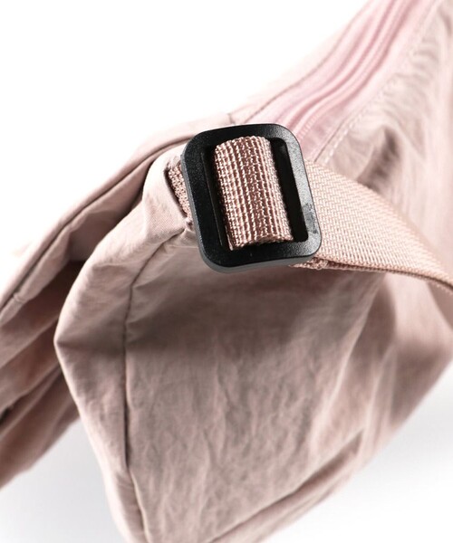 BRANSHES（ブランシェス）の「リボンショルダーバッグ（ショルダーバッグ・キッズ・ピンク/ブラック・FREE）」の4枚目の写真