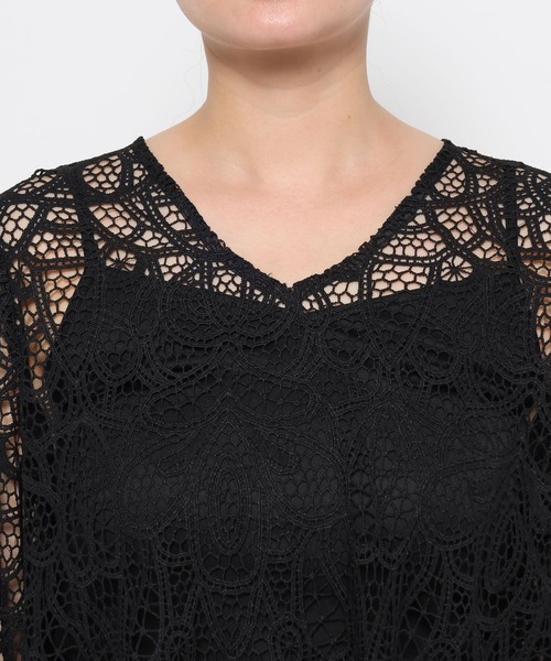 mysty woman（ミスティウーマン）の「レースボウタイブラウス 575252（シャツ/ブラウス・レディース・オフホワイト/ブラック・FREE）」の11枚目の写真