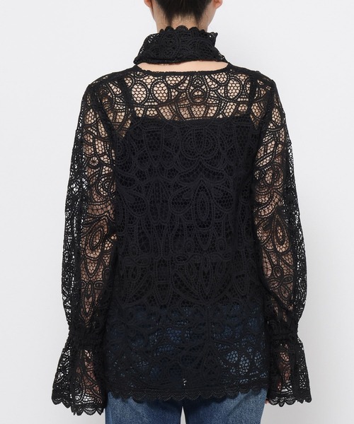 mysty woman（ミスティウーマン）の「レースボウタイブラウス 575252（シャツ/ブラウス・レディース・オフホワイト/ブラック・FREE）」の17枚目の写真