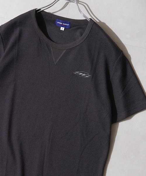 STAY GOLD(ステイゴールド)の「【STAYGOLD】 サーマル ワンポイント刺繍 半袖 Tシャツ / Thermal One-Point Embroidery Short Sleeve T-Shirt(Tシャツ/カットソー・メンズ・アイボリー/ネイビー/チャコールグレー・S/M/L)」の11枚目の写真