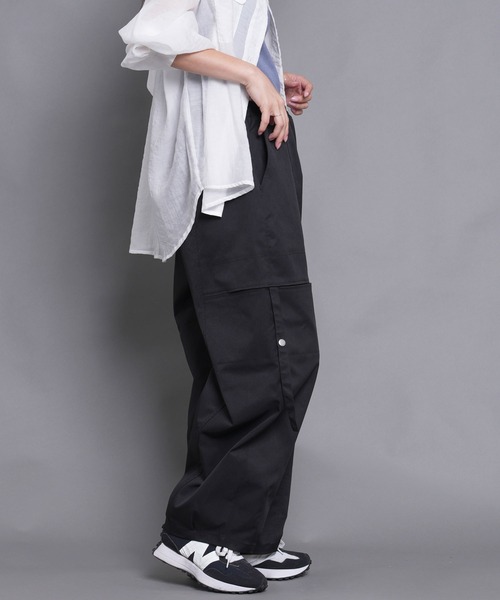 laulea(ラウレア)の「Wインベルサイドポケストラップカーブパンツ(カーゴパンツ・レディース・ダークグレー/モカ/ブラック・M)」の10枚目の写真