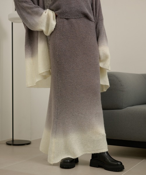 LAULEN(ローレン)の「gradation gown knit 3set up /配色グラデーションガウンニットセットアップ(セットアップ・レディース・グレー/マスタード・FREE)」の21枚目の写真