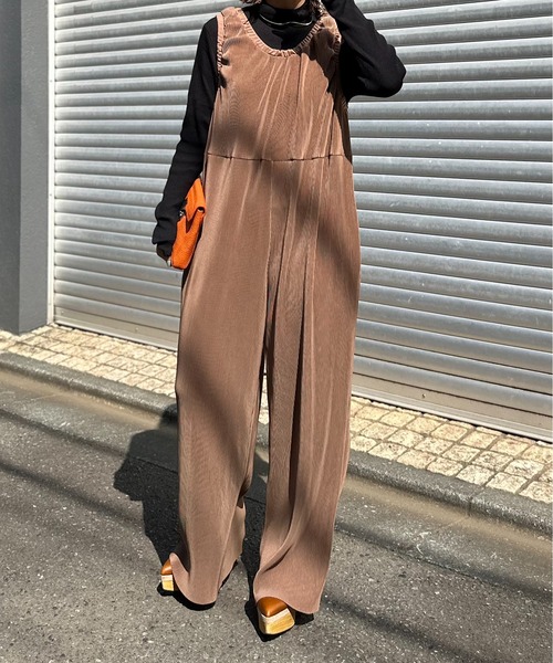 mi via loca（ミヴィアロカ）の「【2WAY/セルフカット】プリーツロンパース（サロペット/オーバーオール・レディース・ブラウン/ブラック・FREE）」の17枚目の写真