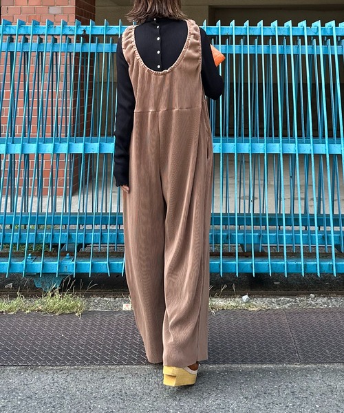 mi via loca（ミヴィアロカ）の「【2WAY/セルフカット】プリーツロンパース（サロペット/オーバーオール・レディース・ブラウン/ブラック・FREE）」の9枚目の写真