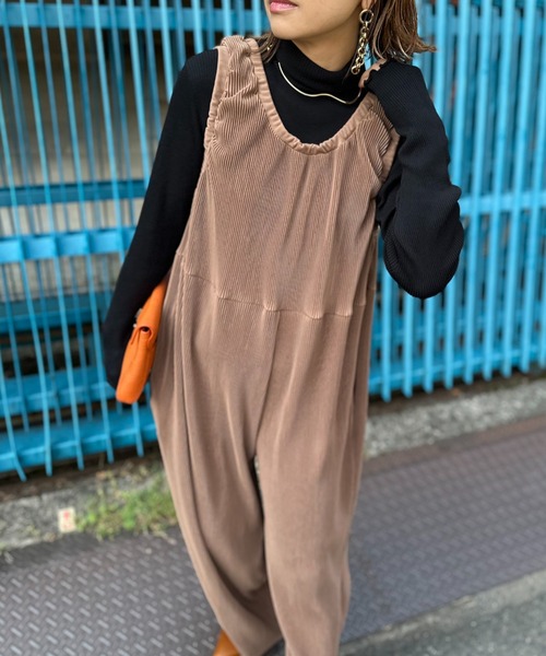 mi via loca（ミヴィアロカ）の「【2WAY/セルフカット】プリーツロンパース（サロペット/オーバーオール・レディース・ブラウン/ブラック・FREE）」の11枚目の写真