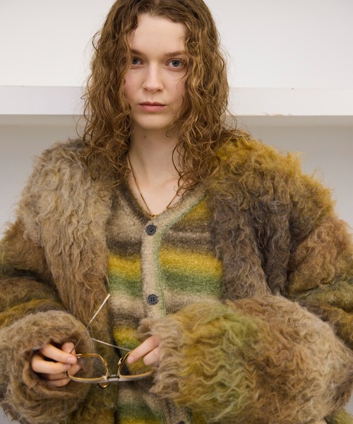 soerte（ソエルテ）の「Wool blend gradation cardigan / ウールブレンドグラデーションカーディガン（スウェット・メンズ・ブラック/ブラウン/ブルー・3/2/1）」の12枚目の写真