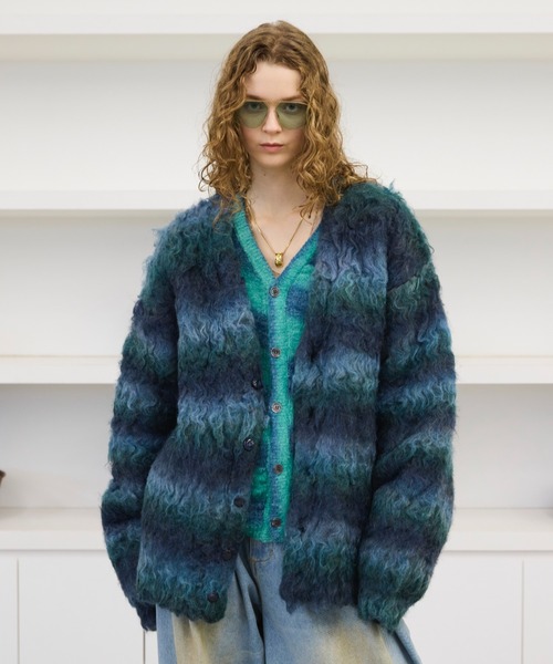 soerte（ソエルテ）の「Wool blend gradation cardigan / ウールブレンドグラデーションカーディガン（スウェット・メンズ・ブラック/ブラウン/ブルー・3/2/1）」の16枚目の写真