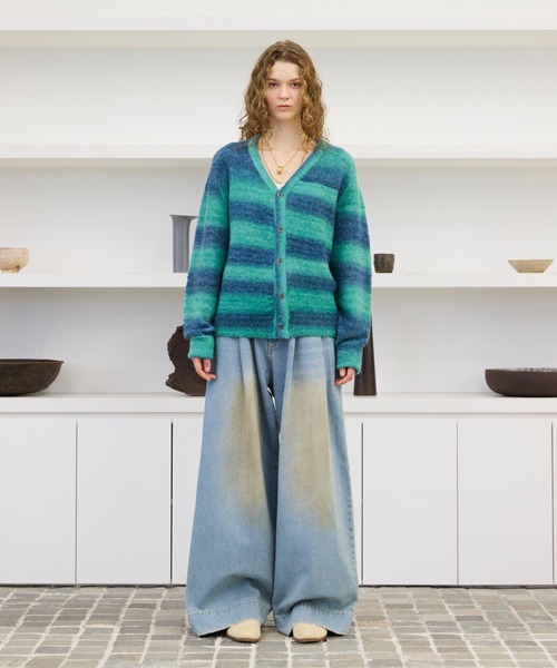 soerte（ソエルテ）の「Wool blend gradation cardigan / ウールブレンドグラデーションカーディガン（スウェット・メンズ・ブラック/ブラウン/ブルー・3/2/1）」の8枚目の写真